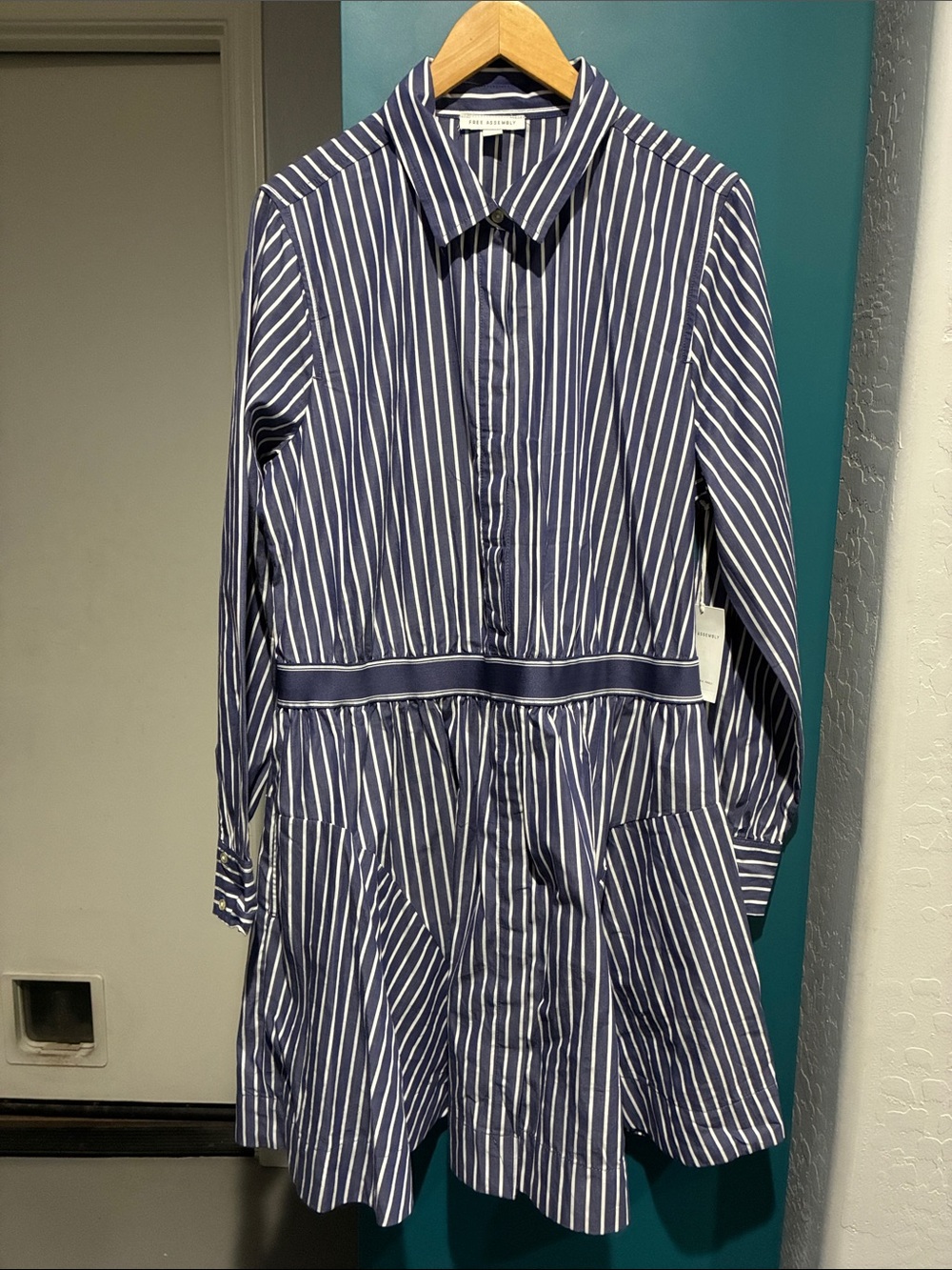 Free Assembly Striped Navy Blue Women’s Shirt Dress NWT XL 16-18